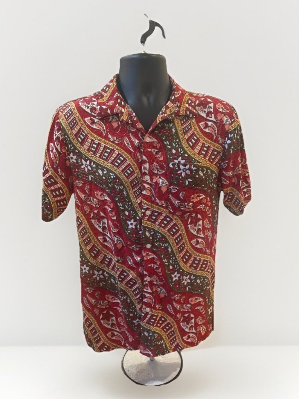 Earthbound Trading Co Bohemian Hippie Geometric Men’s Shirt 100% Rayon India S